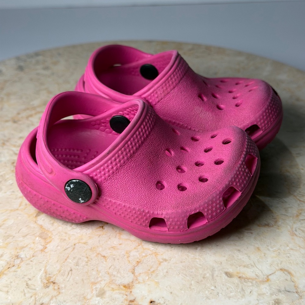 Crocs Classic Clog Size 2/3 Pink Infant Toddler Slip On Water Shoes